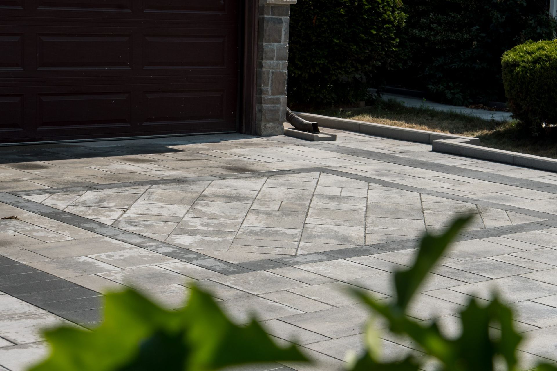 Driveway border and joint detail
